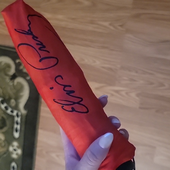 Red Graphic Women's Umbrella - Picture 4 of 4